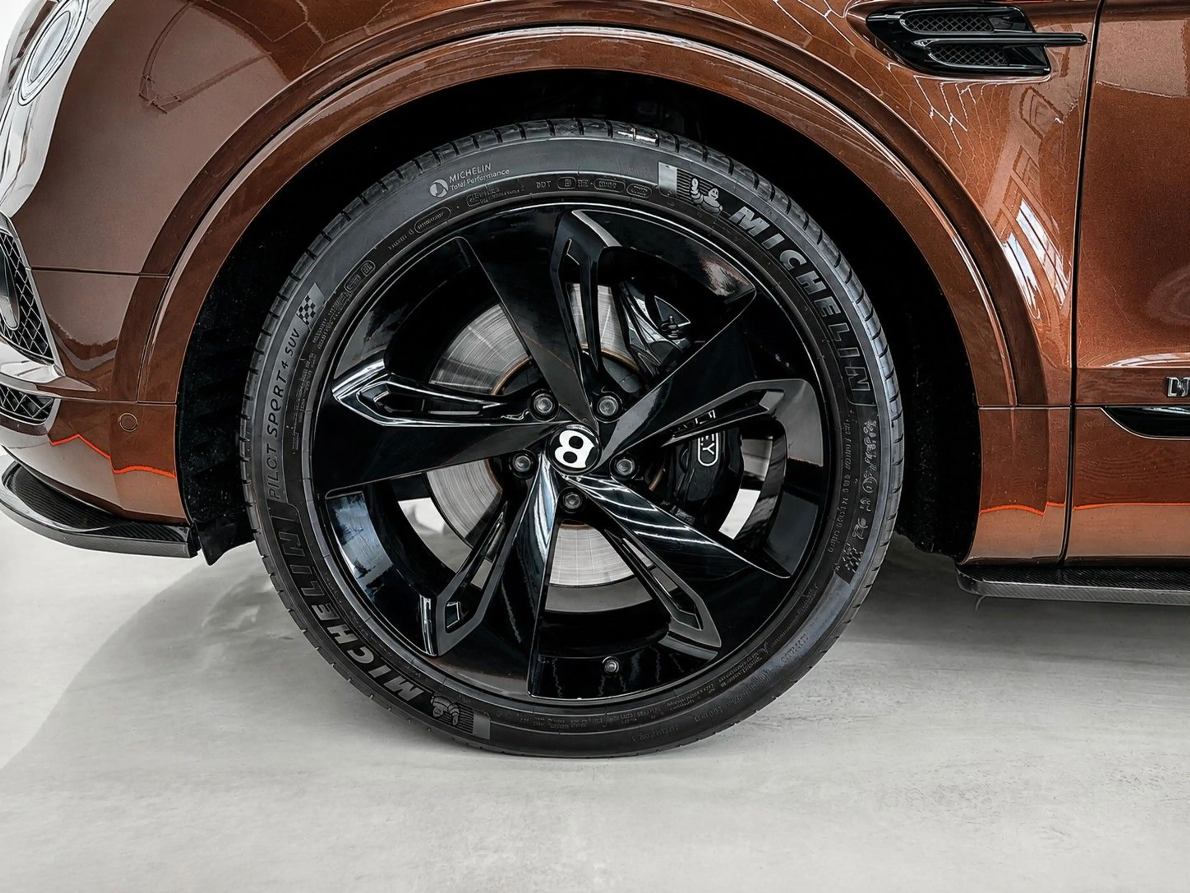 Bentley Bentayga BENTAYGA 4.0 V8 DIESEL CARBON/PPF/MULLINER/ — photo 11
