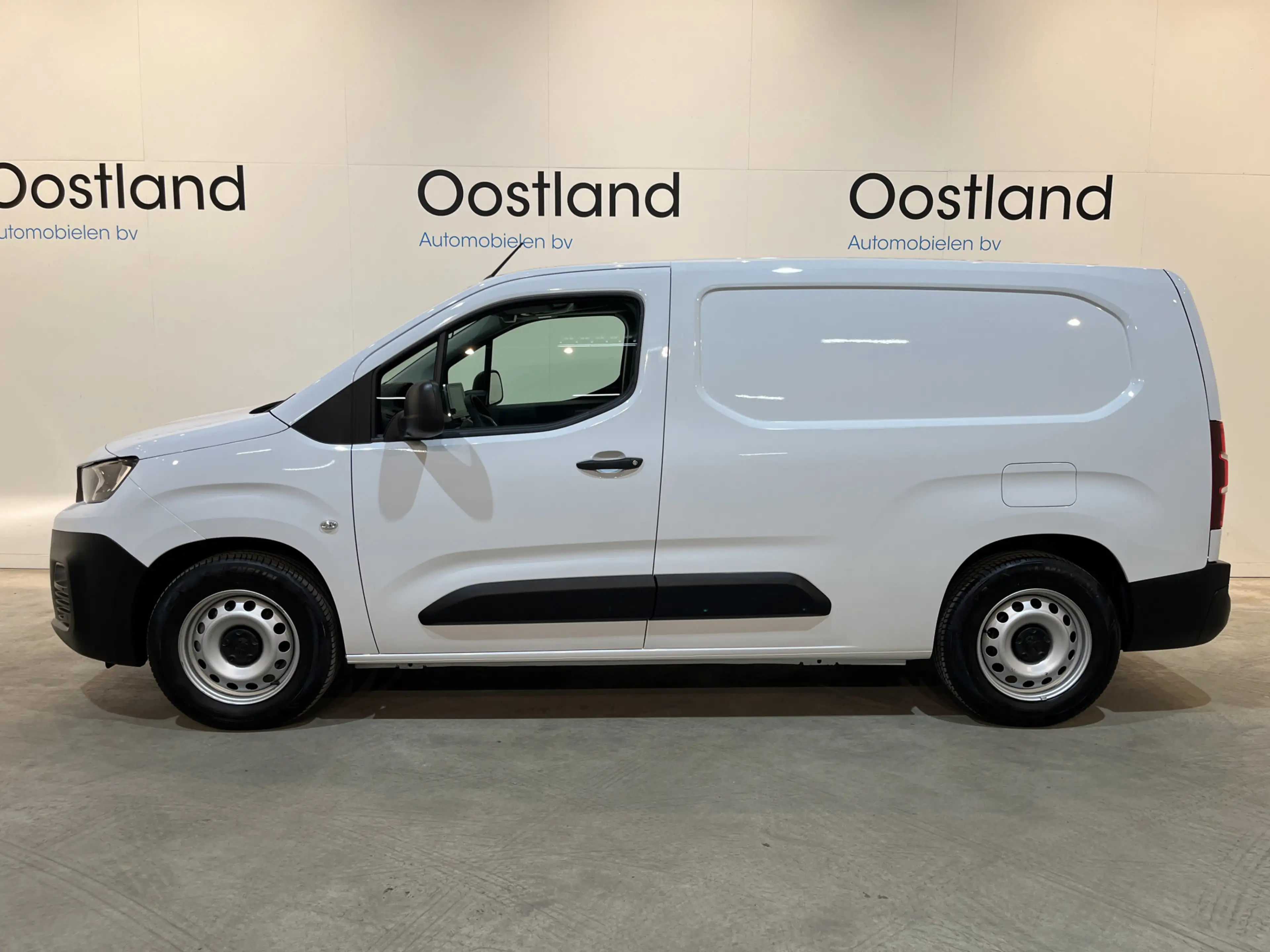 Peugeot Partner e-Partner Premium Long 50 kWh / 100% elektrisch !! — photo 4