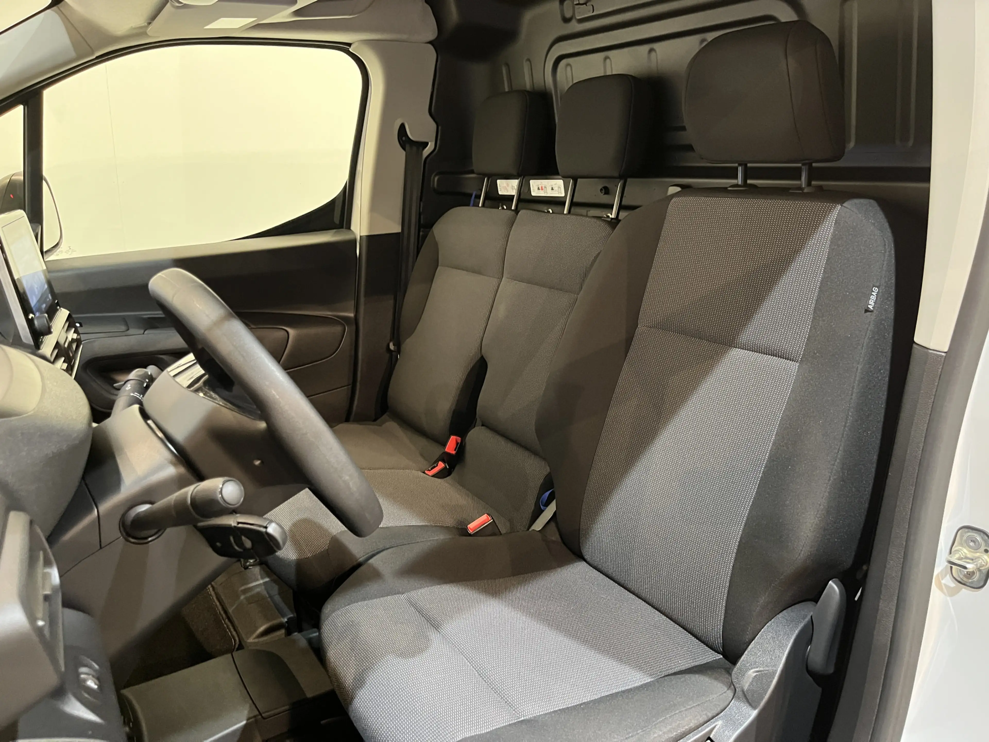 Peugeot Partner e-Partner Premium Long 50 kWh / 100% elektrisch !! — photo 8