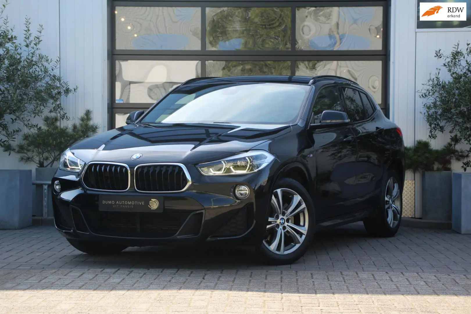 BMW X2 SDrive20i M-Sport Automaat - LED - ELEK KOFFERKLEP Negro - 1