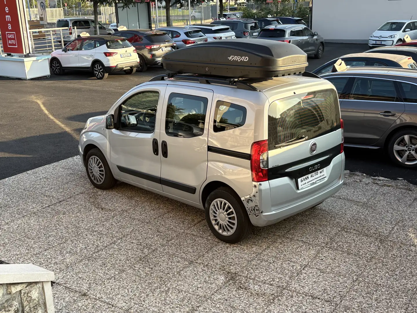 Fiat Qubo 1.3 mjt 16v Lounge 80cv my19 Silber - 2