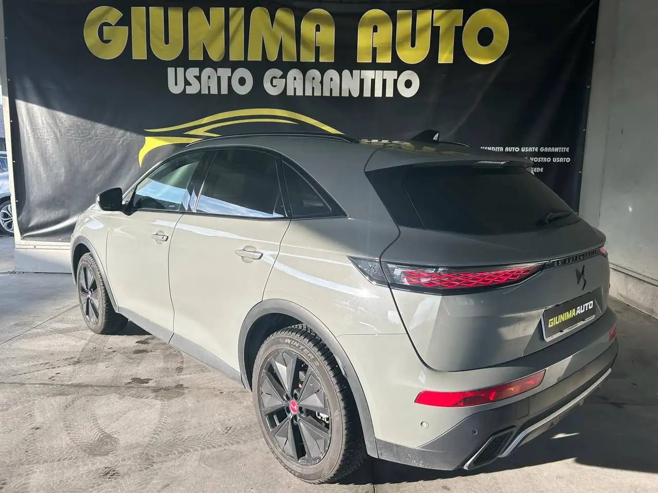 DS Automobiles DS 7 Crossback 2024