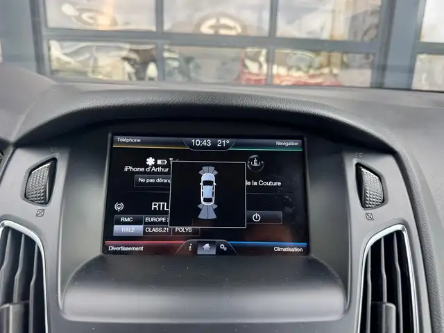 Ford Focus view 19
