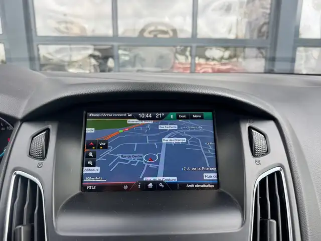 Ford Focus view 20