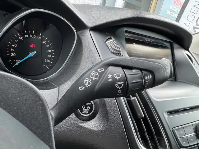 Ford Focus view 17