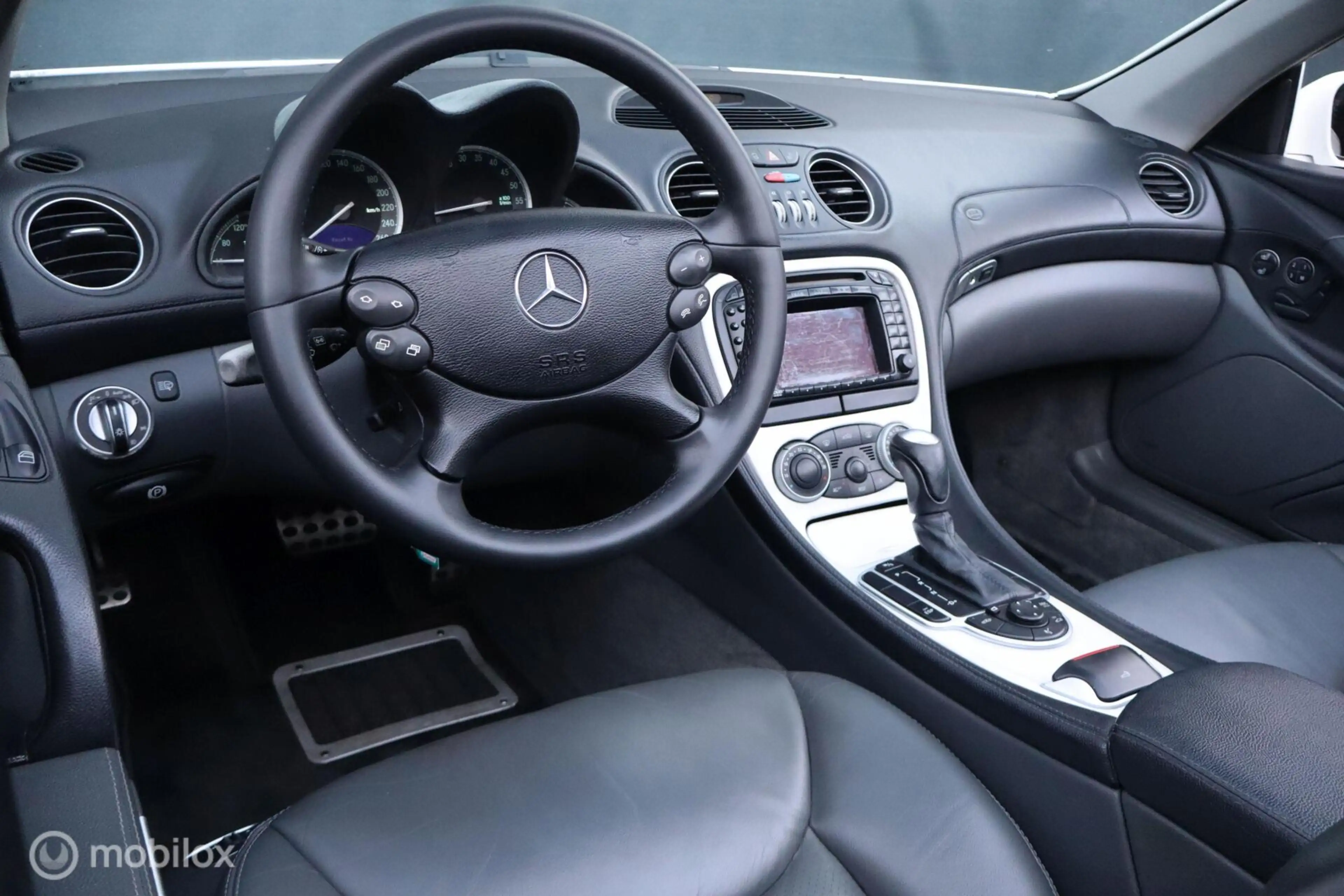 Mercedes-Benz SL 500 — photo 4