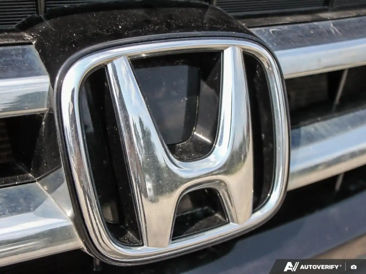 Honda Odyssey снимка Honda Odyssey
