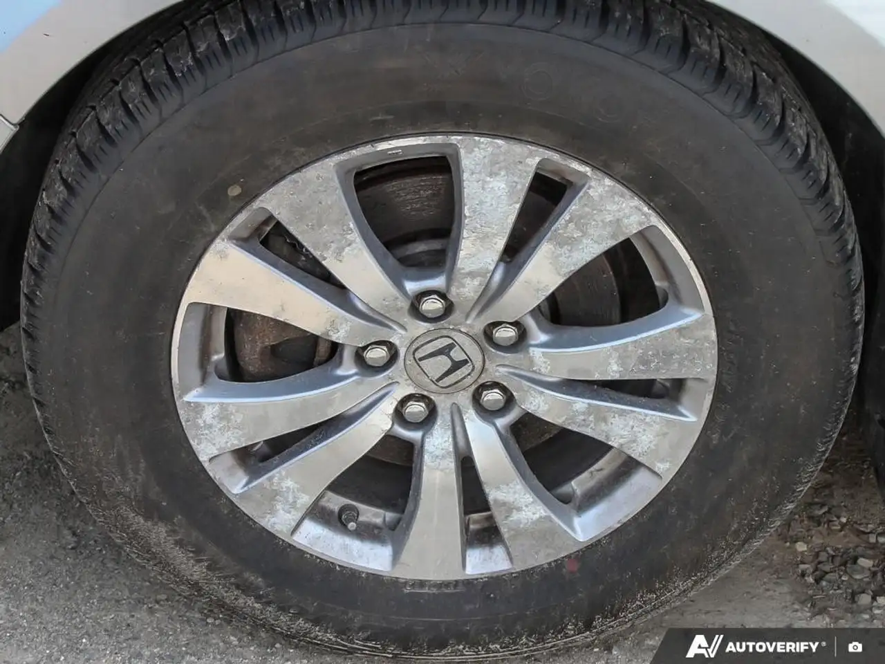 Honda Odyssey снимка Honda Odyssey