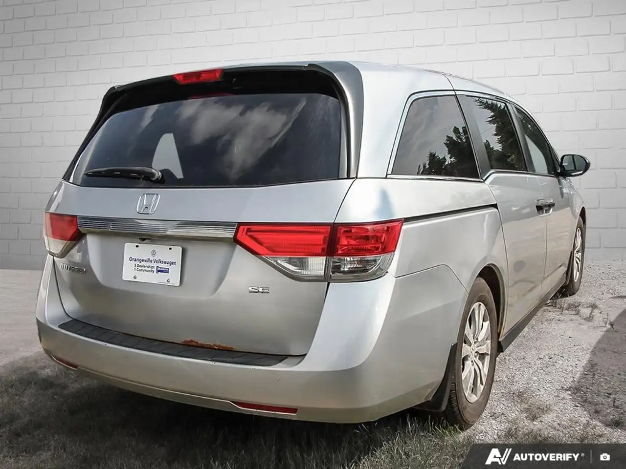 Honda Odyssey снимка Honda Odyssey