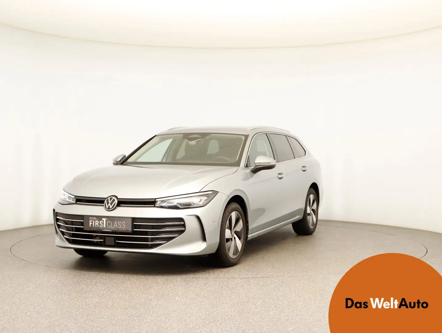 Volkswagen Passat Variant Business eTSI DSG Silber - 1
