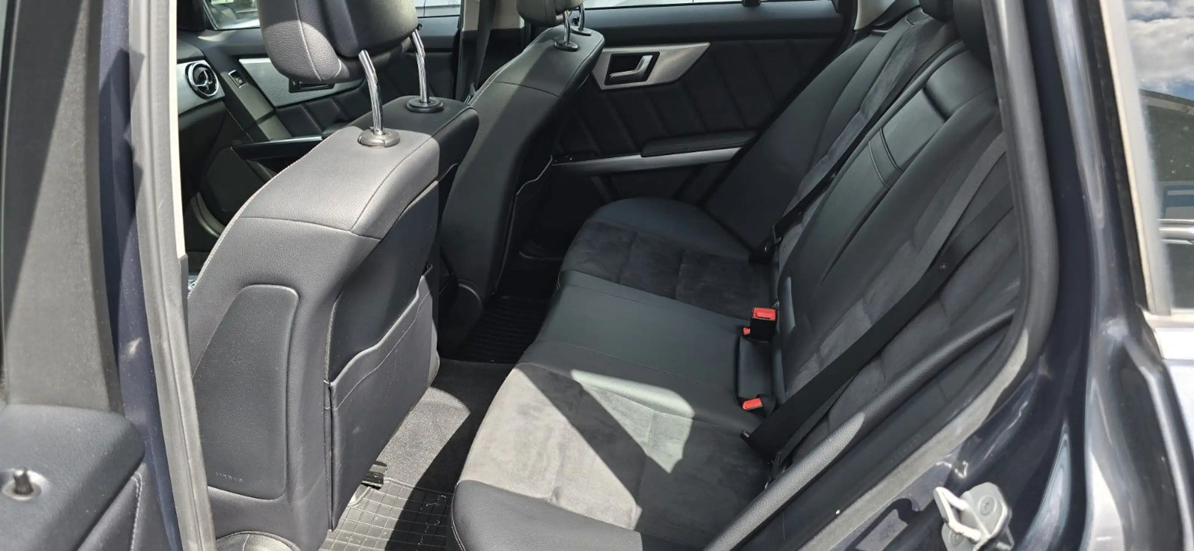 Mercedes-Benz GLK 220 CDI 4Matic*Pano*AHK*NAVI*UVM — photo 5