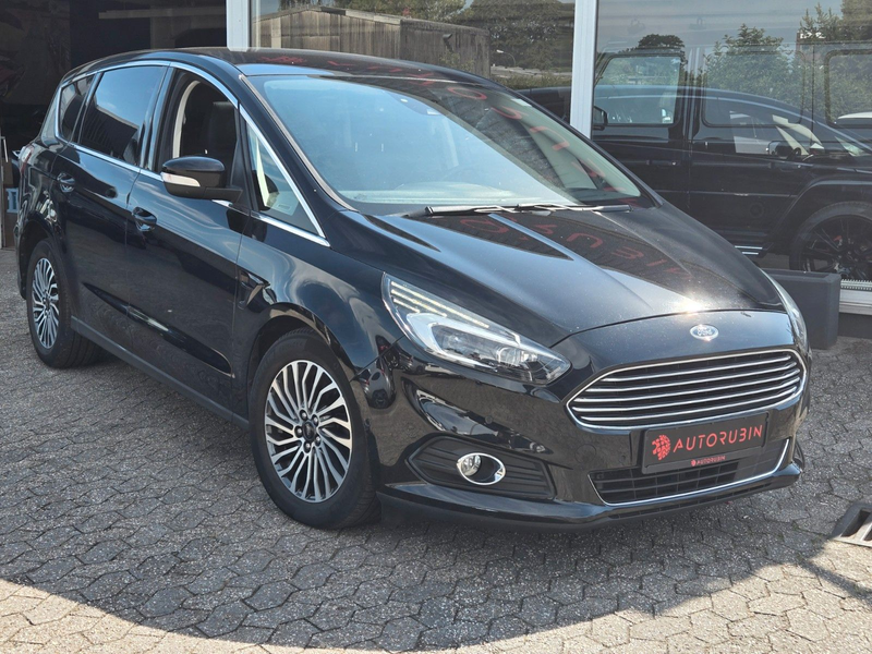 Ford S-Max S-MAX Titanium 7-Sitzer/TOT/PANO/KAMERA — photo 8