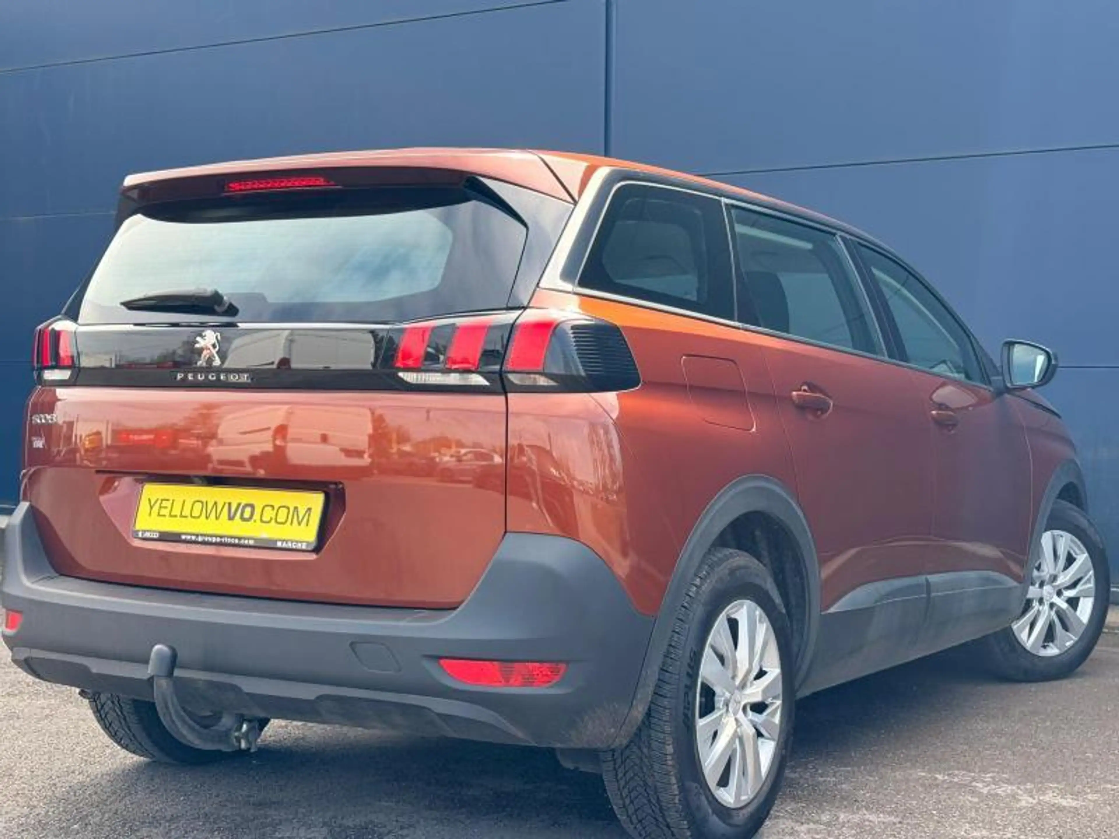 Peugeot 5008 Active — photo 4
