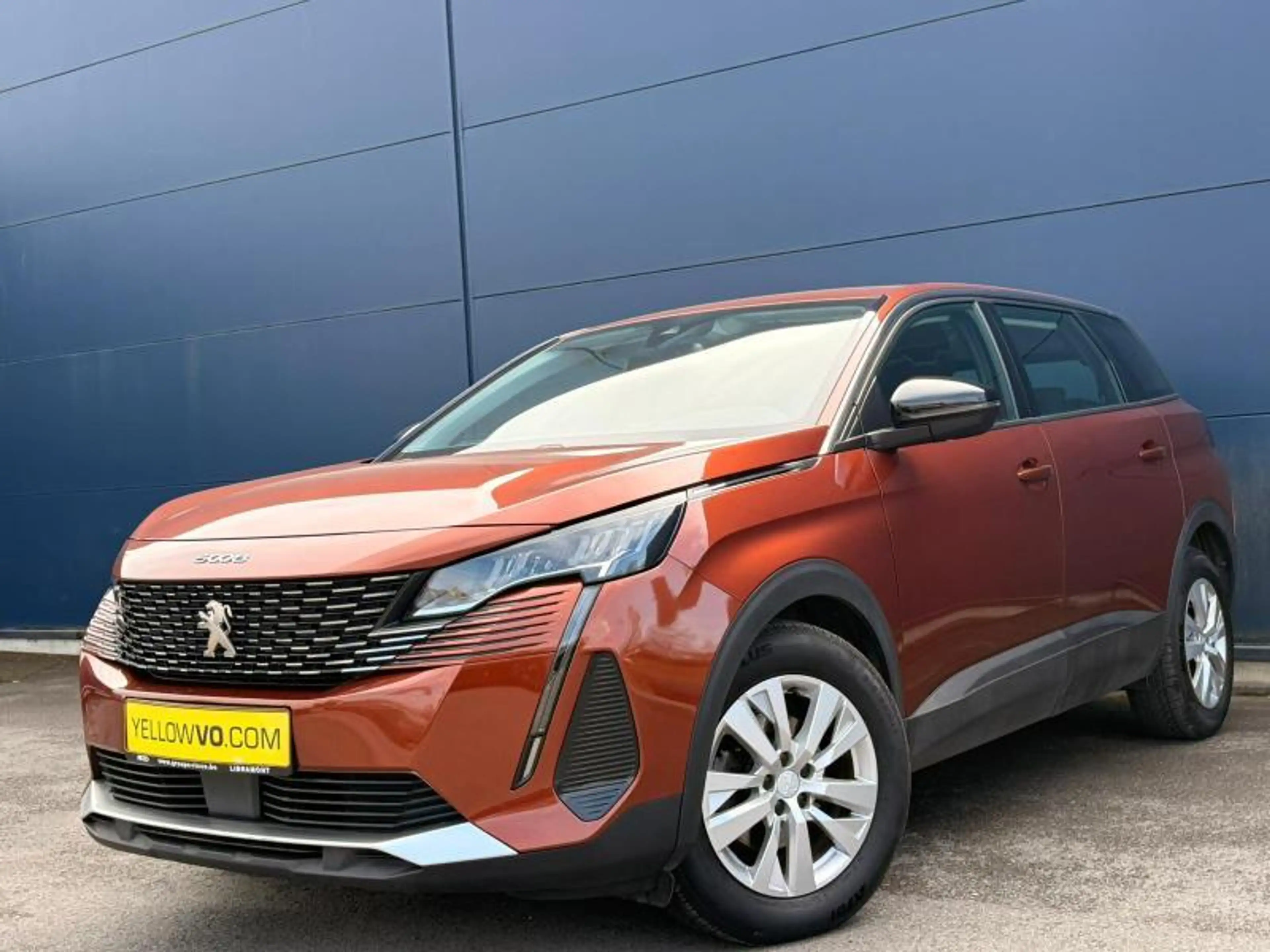 Peugeot 5008 Active — photo 3