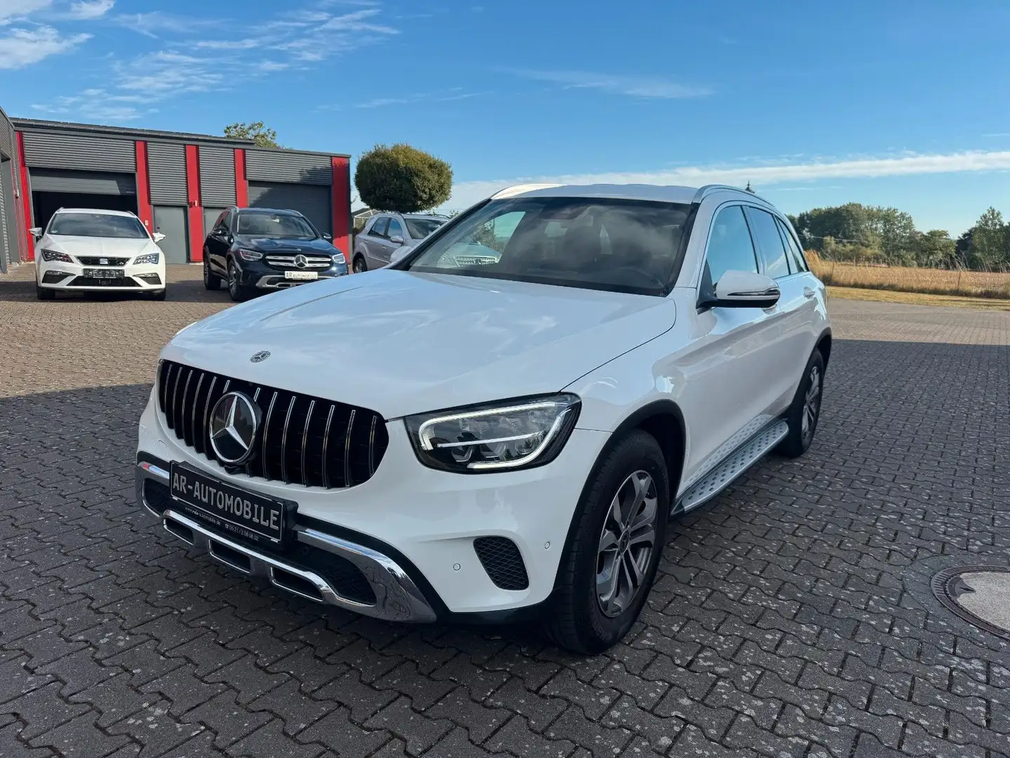 Mercedes-Benz GLC 220 d 4Matic LED Kamera Elekt.Klappe Weiß - 1