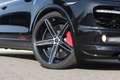 Porsche Cayenne Turbo S: Porsche-Scheckh., 22", Klappenausp., VOLL Schwarz - thumbnail 5