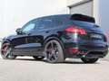 Porsche Cayenne Turbo S: Porsche-Scheckh., 22", Klappenausp., VOLL Schwarz - thumbnail 4