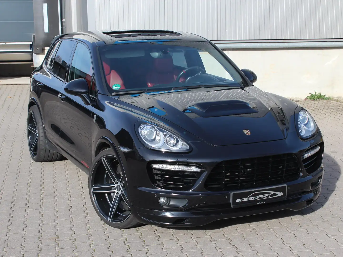 Porsche Cayenne Turbo S: Porsche-Scheckh., 22", Klappenausp., VOLL Noir - 2