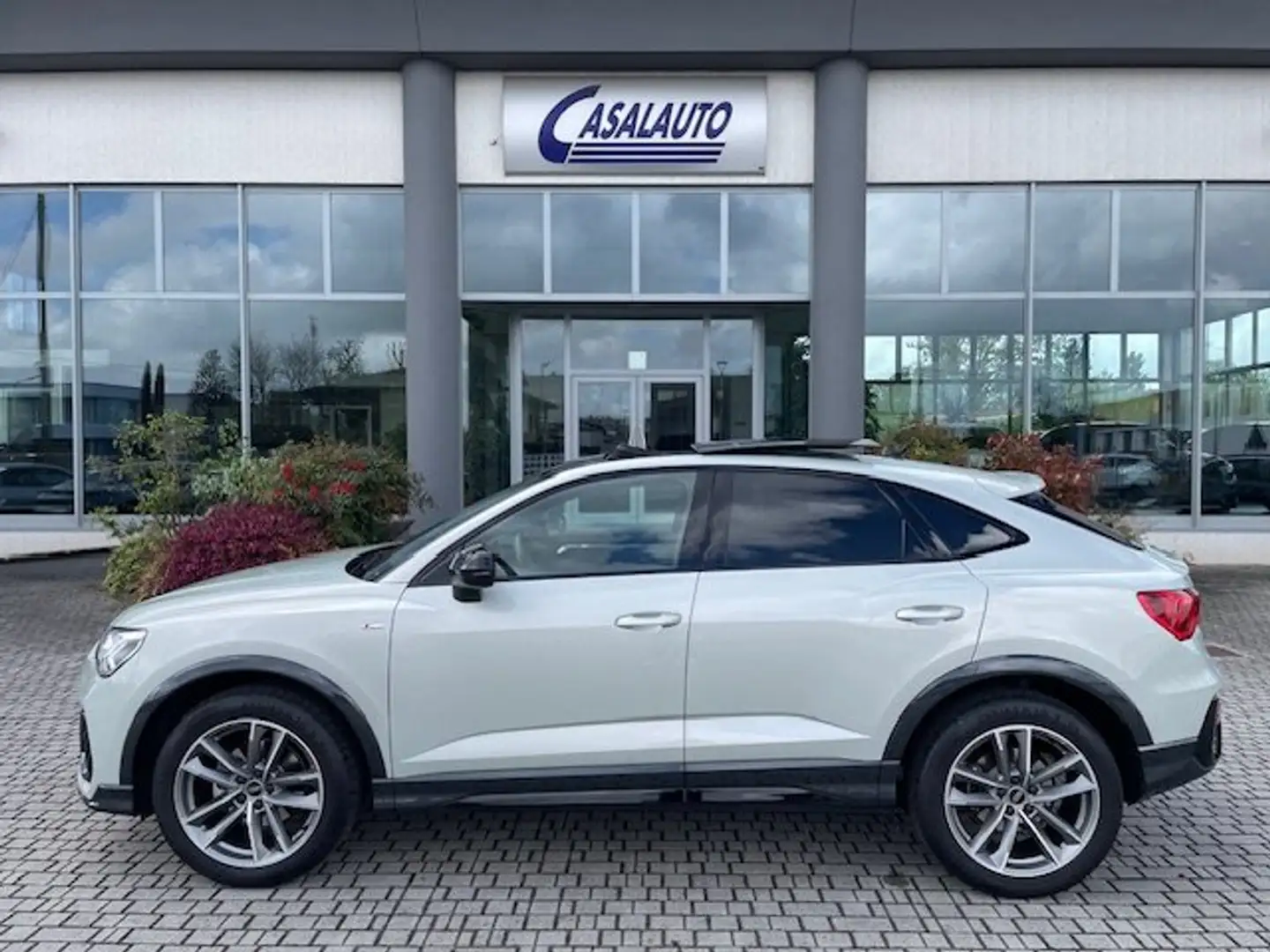 Audi Q3 SPB Sportback 35 TFSI S tronic S Line TETTO/MATRIX Argent - 1