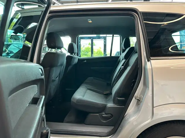 Opel Zafira view 7