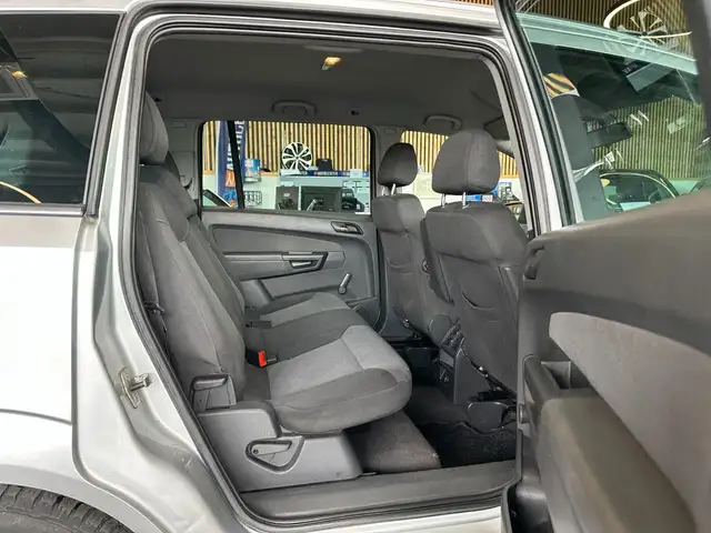 Opel Zafira view 27