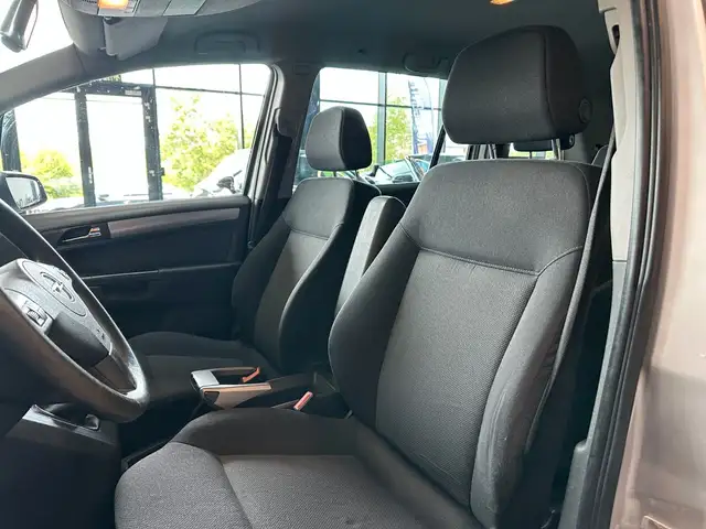 Opel Zafira view 10