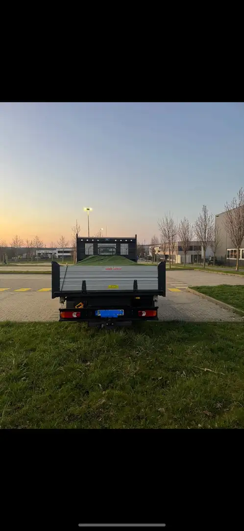 Nissan Cabstar 3 Seitenkipper mit Turboschaden (BRUTTO) - 1