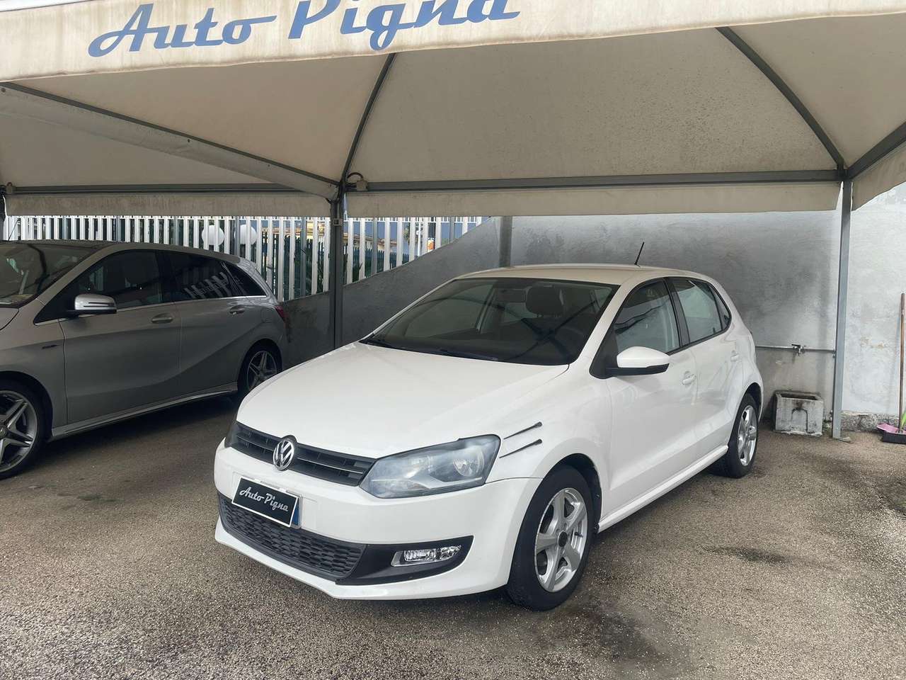 Volkswagen Polo Polo V 2009 5p 1.6 tdi Comfortline