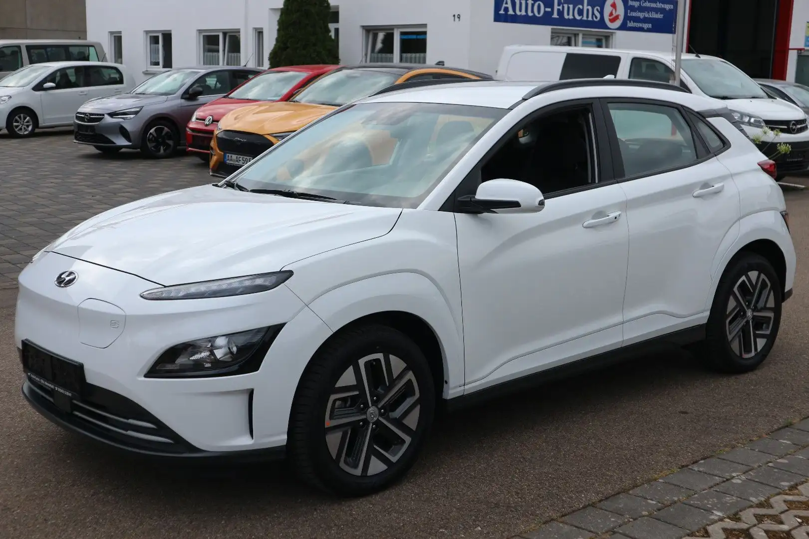 Hyundai KONA Select Elektro 64kWh Kamera PDC Blanc - 1