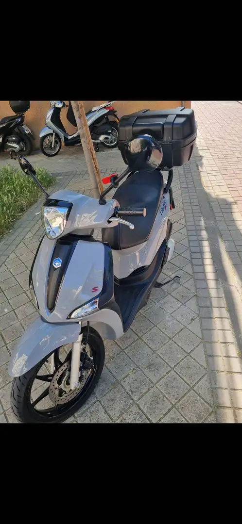 Piaggio Liberty 125 S Gris - 2