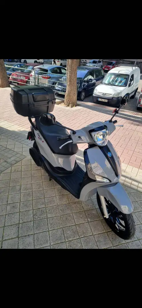 Piaggio Liberty 125 S Gris - 1