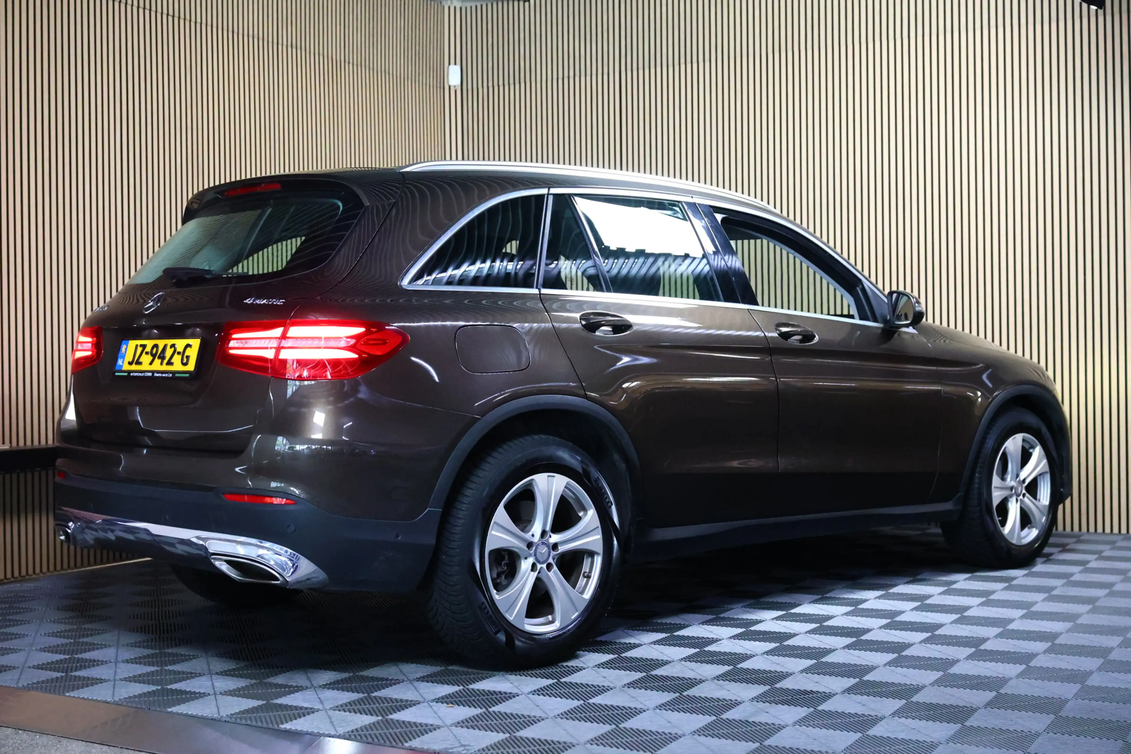 Mercedes-Benz GLC 250 4MATIC Sport Edition Premium Plus NAVI CLIMA CAMER — photo 6