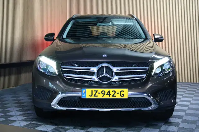 Mercedes-Benz GLC view 8