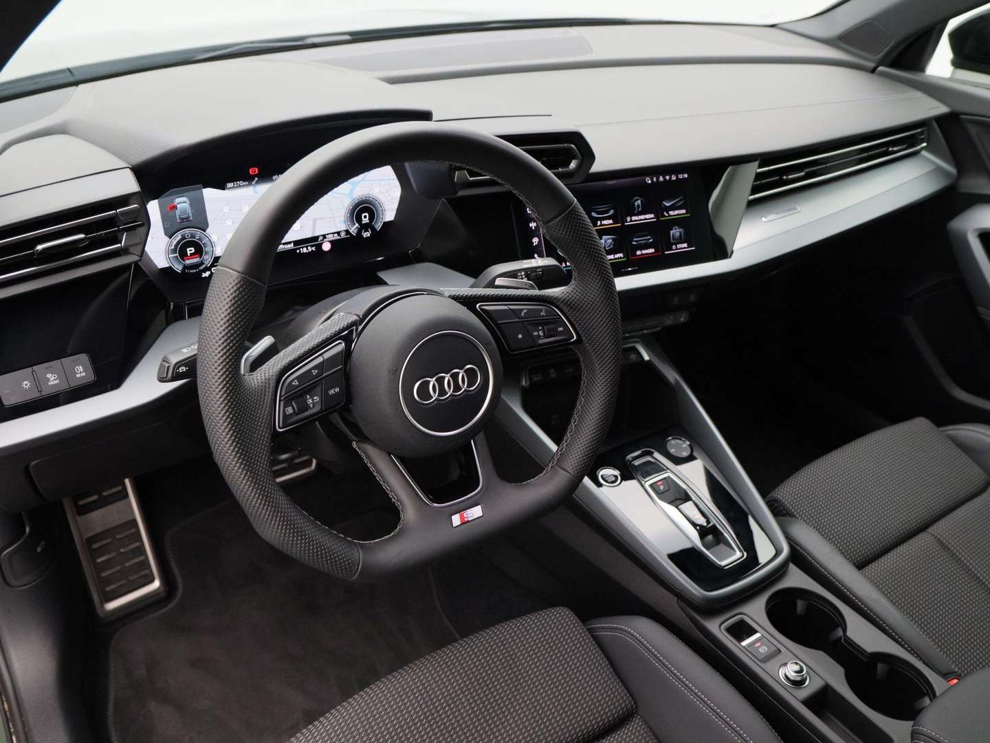 Audi A3 Sportback S Line Competition 45 TFSI E -  - Joinsteer - #2