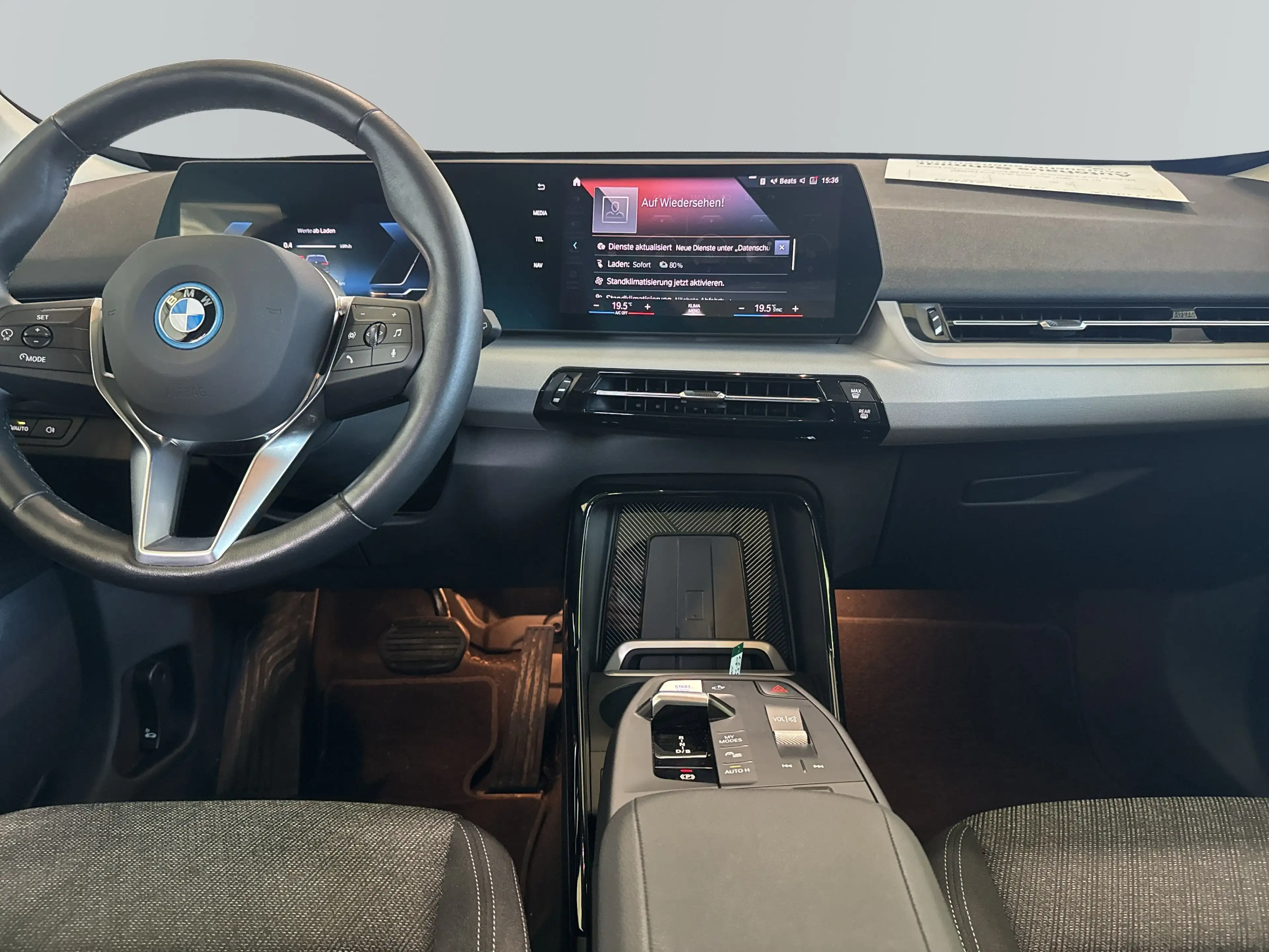 BMW iX1 xDrive30 *LC+*DAB*AHK*Pano*Adapt.LED*Adapt.M-Fahrw — photo 13