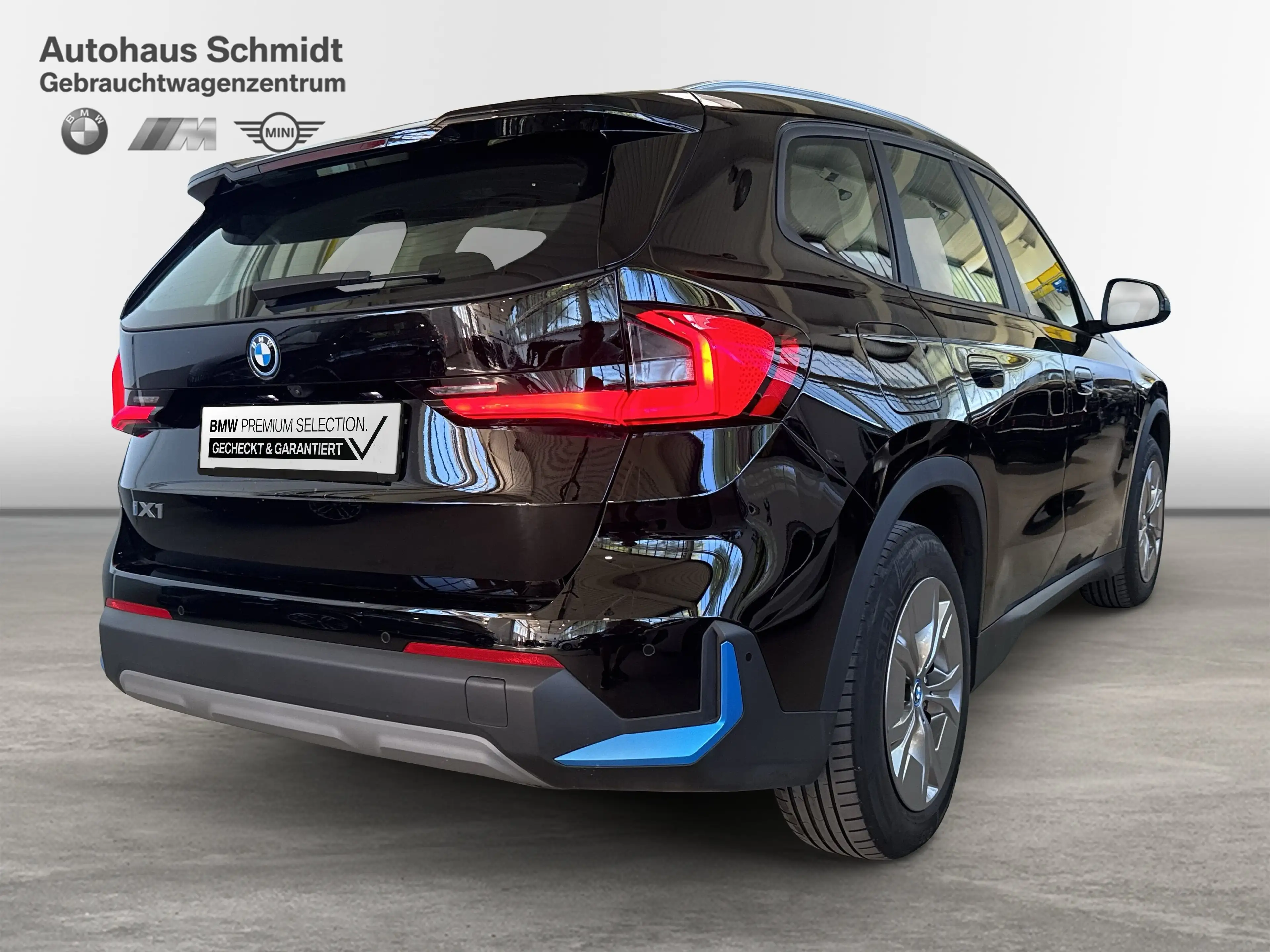 BMW iX1 xDrive30 *LC+*DAB*AHK*Pano*Adapt.LED*Adapt.M-Fahrw — photo 5