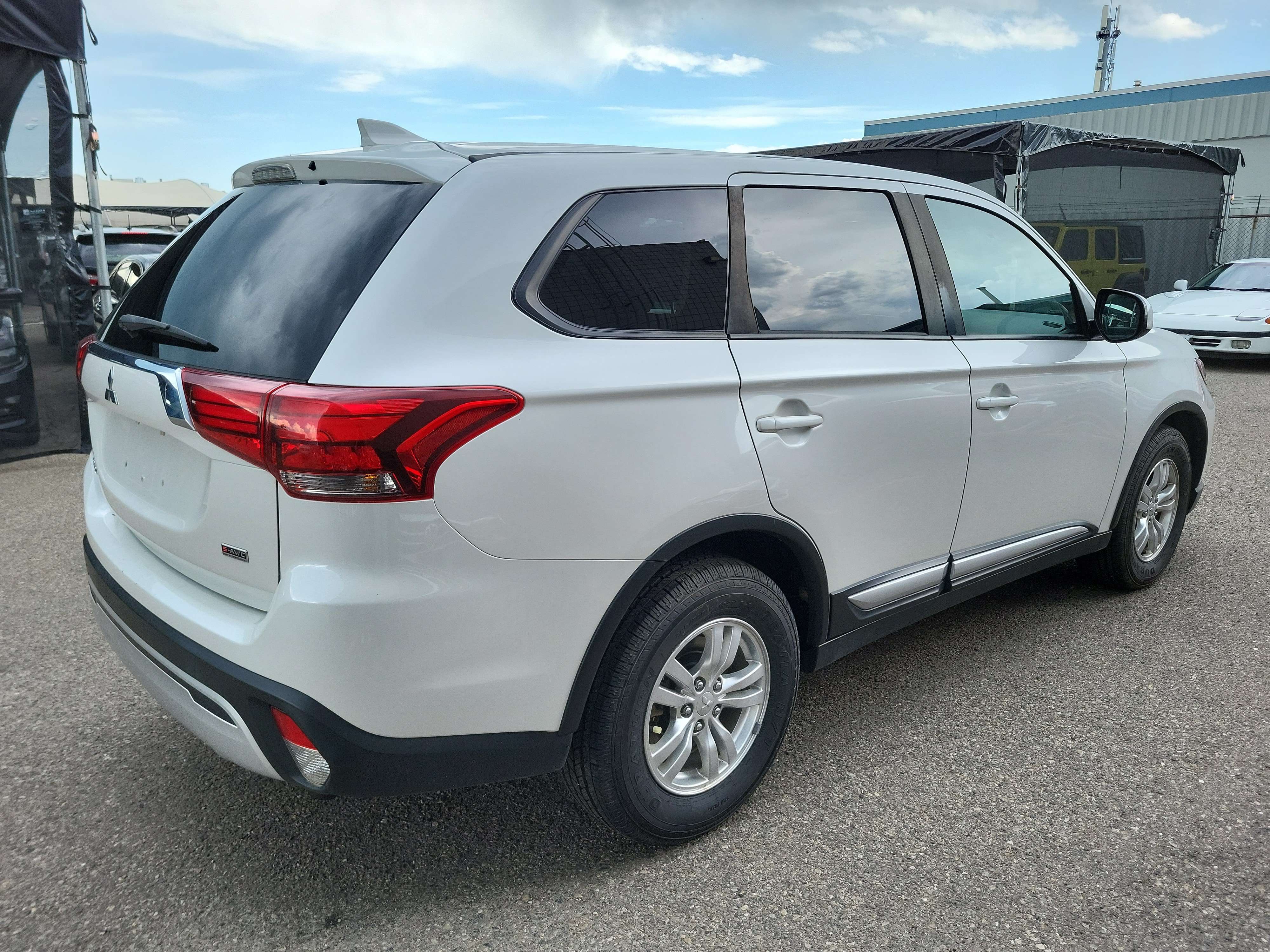 2020 Mitsubishi Outlander
