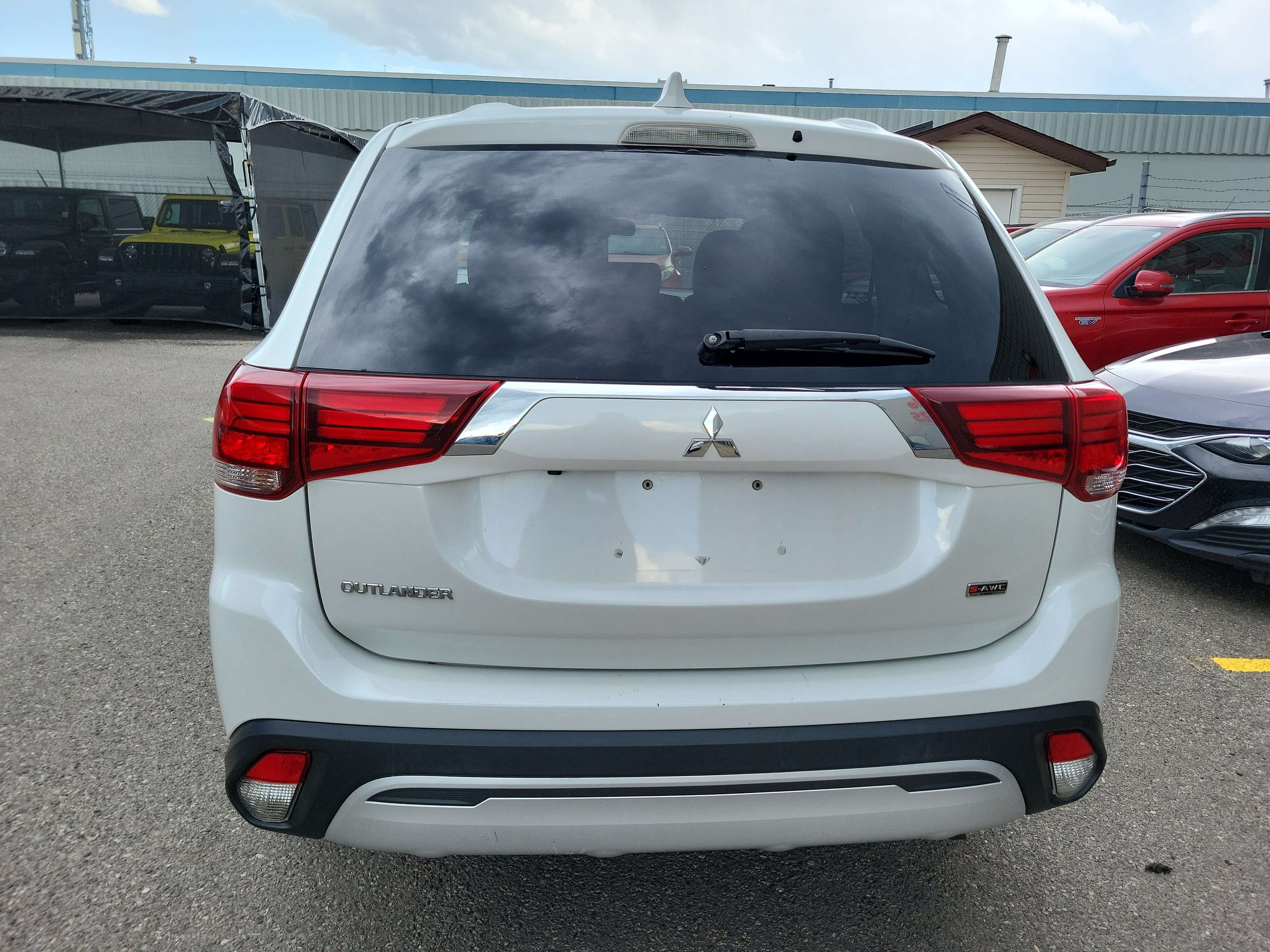 2020 Mitsubishi Outlander