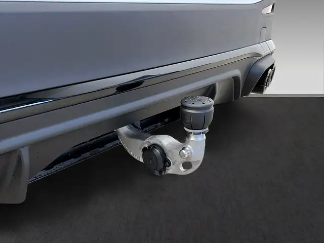 Mercedes-Benz GLC Class view 12