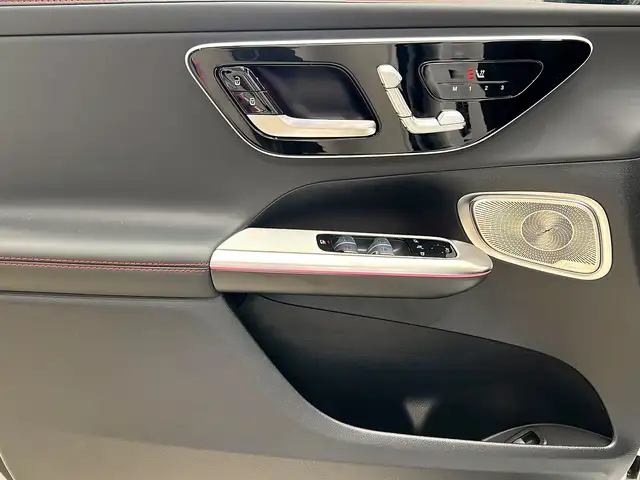 Mercedes-Benz GLC Class view 13