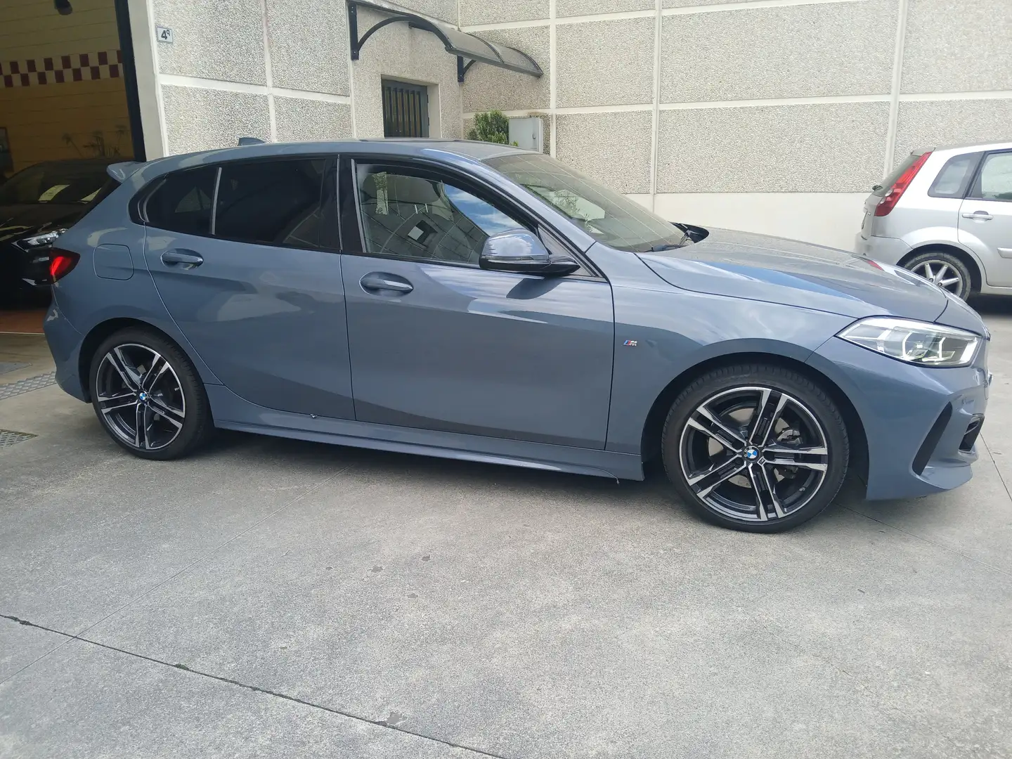 BMW 116 116d Msport auto IVA ESPOSTA Gris - 2