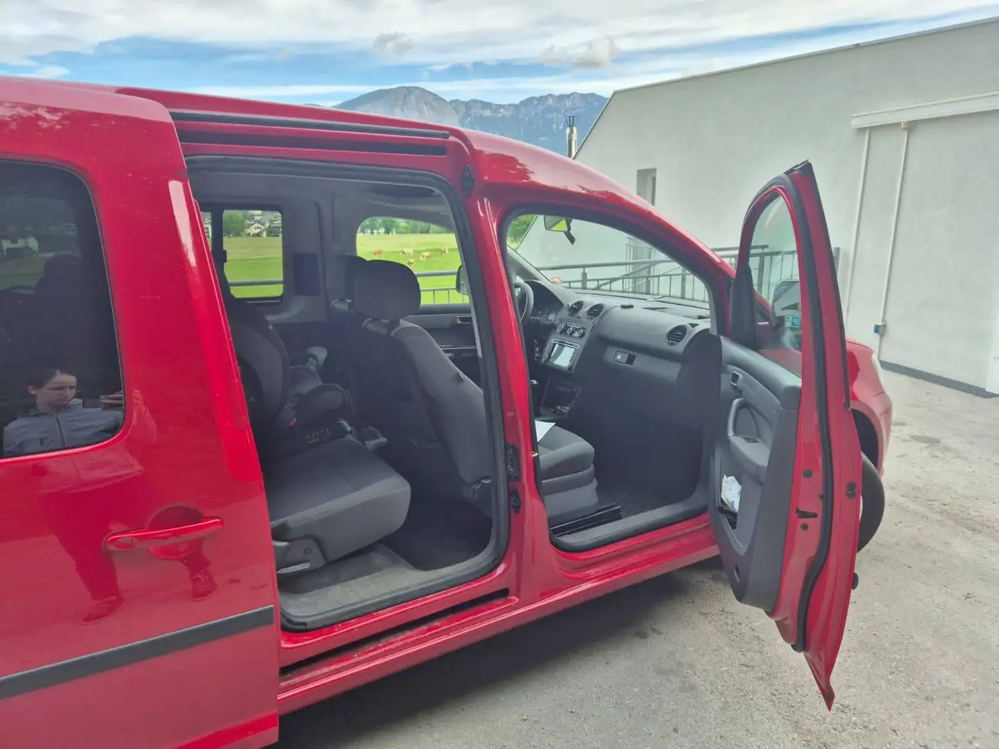 Volkswagen Caddy Maxi 7 Sitzer Raumwunder 1,6 TDI sofort fahrbereit, Pickerl bis 04/2027!!! Rot - 2
