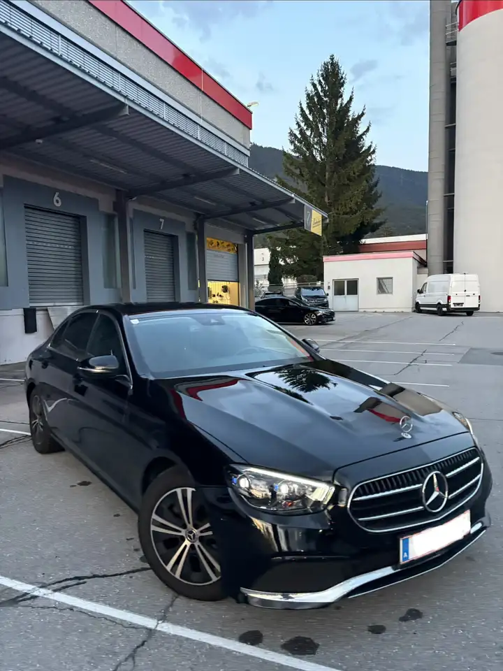 Mercedes-Benz E 200