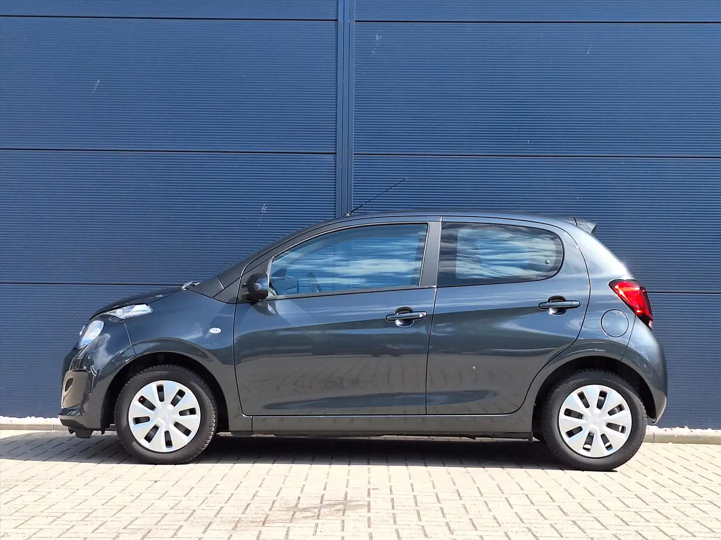 Citroen C1 1.0 VTi 72PK S&amp;S 5D Feel Airco | Groot scherm Grijs - 2