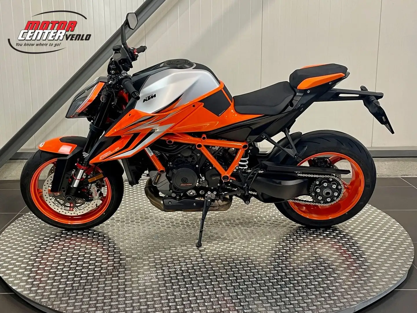 KTM 1290 Super Duke R - 2