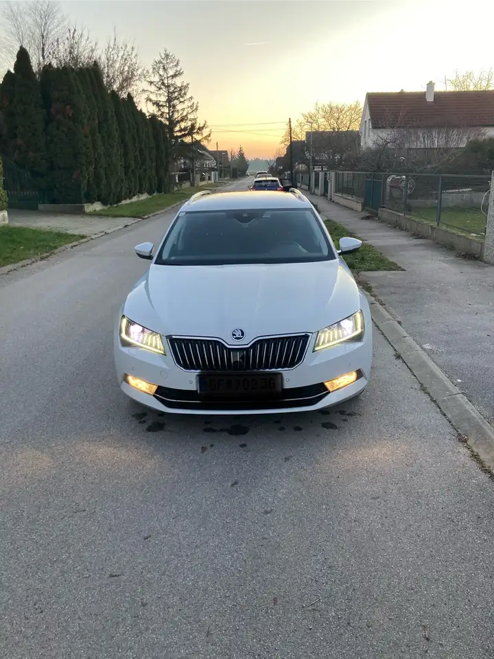 Škoda Superb