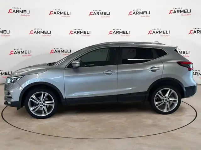 Nissan Qashqai view 2