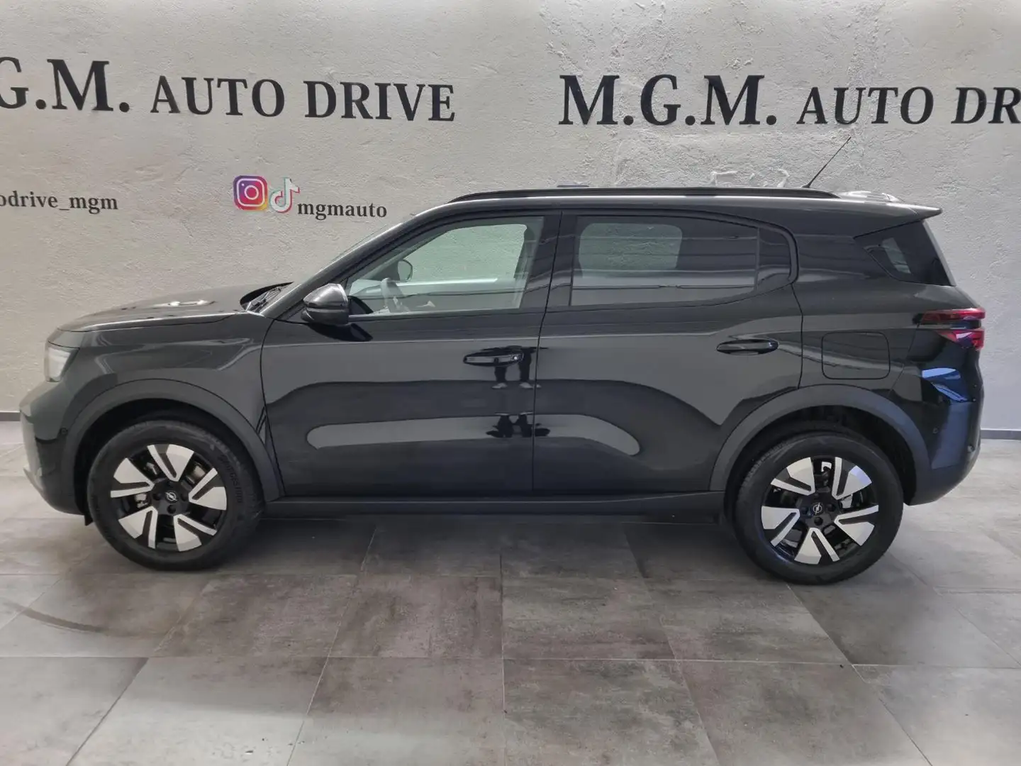 Opel Frontera Hybrid 145 CV EDCT GS Schwarz - 2