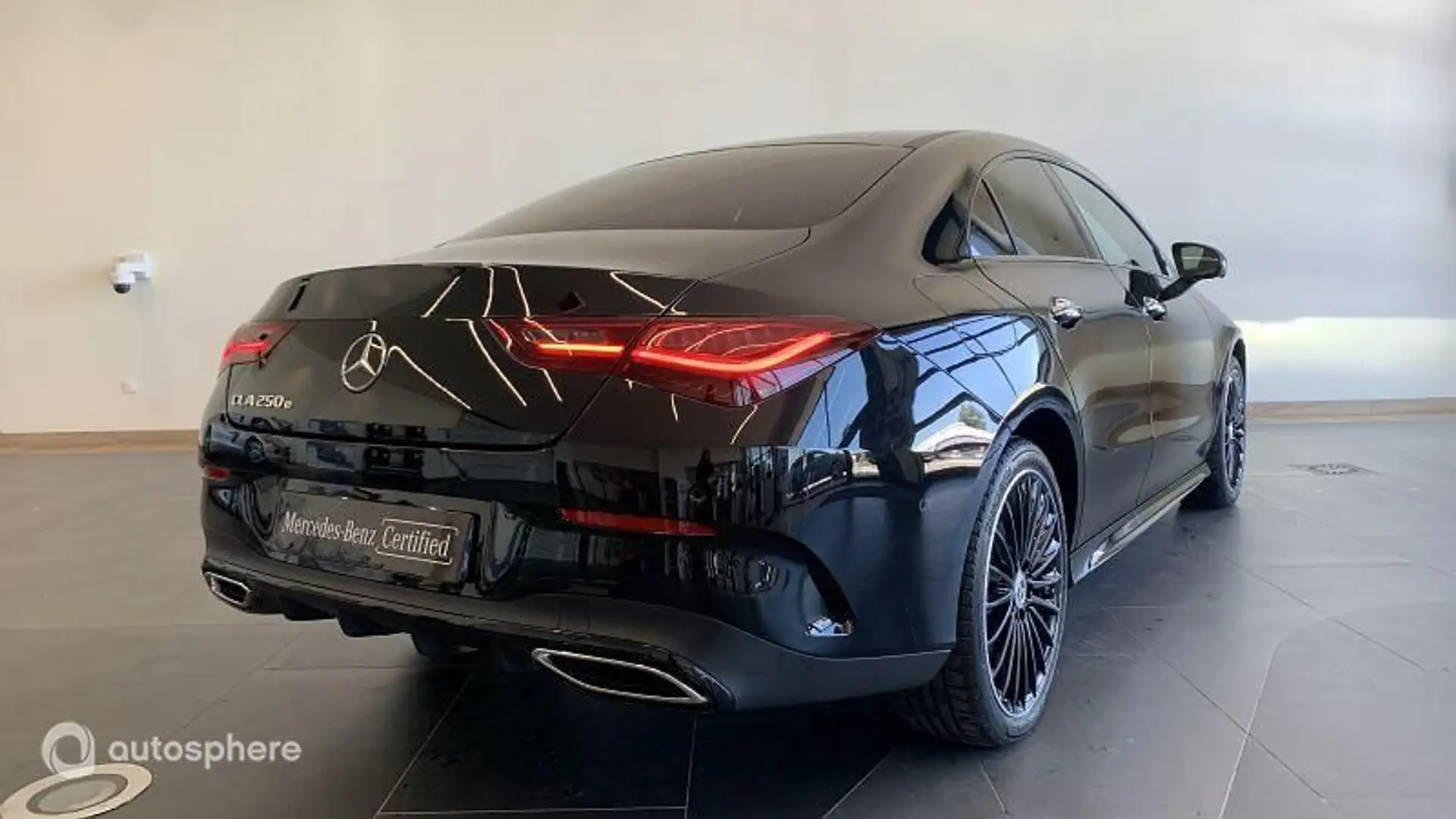 Mercedes-Benz CLA 250 250 e Hybrid EQ 218ch AMG Line 8G-DCT - 2