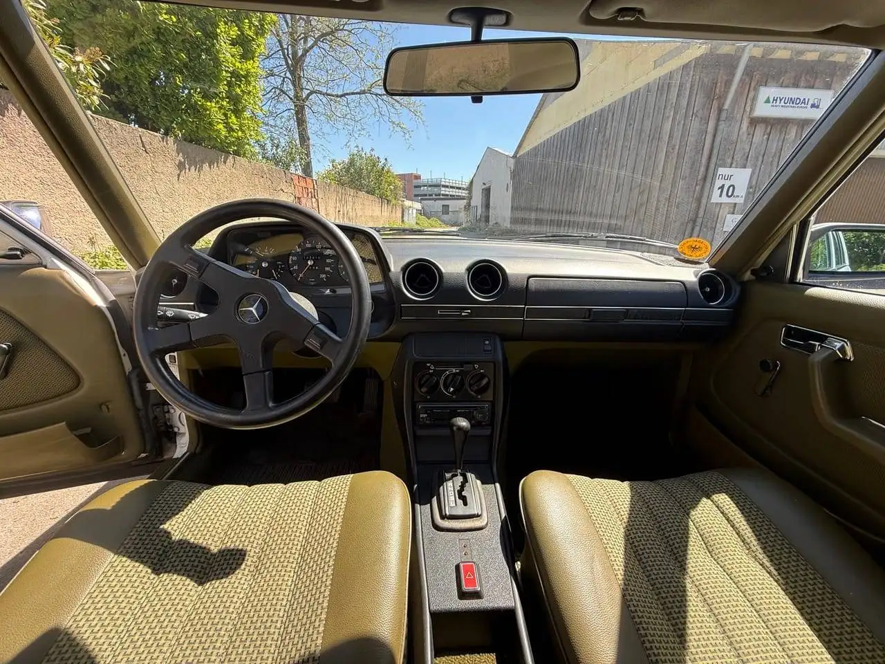 Mercedes-Benz 200 TypW123 Bj1979 Gutachten H-Zulassung- Automatik, foto 11